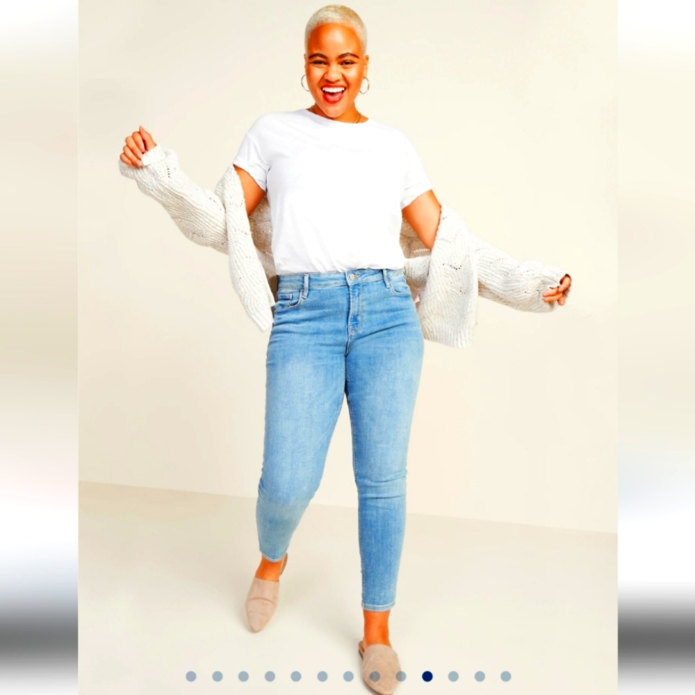 Ond Navy midrise Rockstar jeans 16 tall